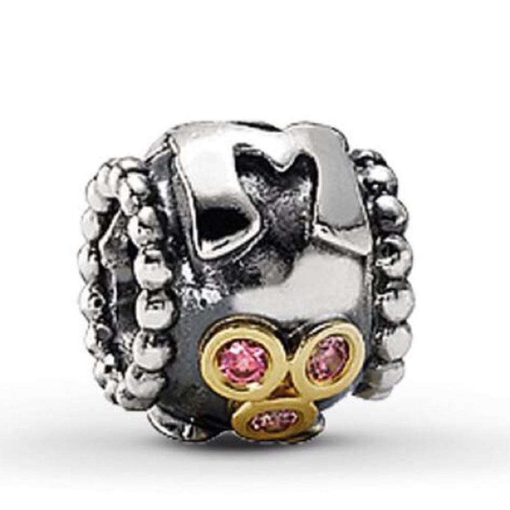 Pandora “MOM” charm
